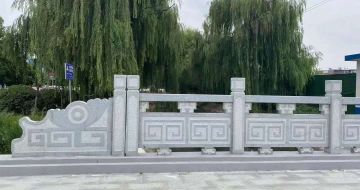 商丘 芝麻灰桥栏杆、河道栏杆安装效果