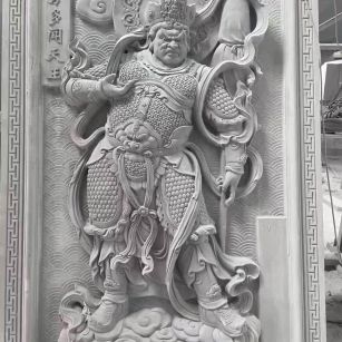 商丘 芝麻灰花岗岩人物雕刻——多闻天王