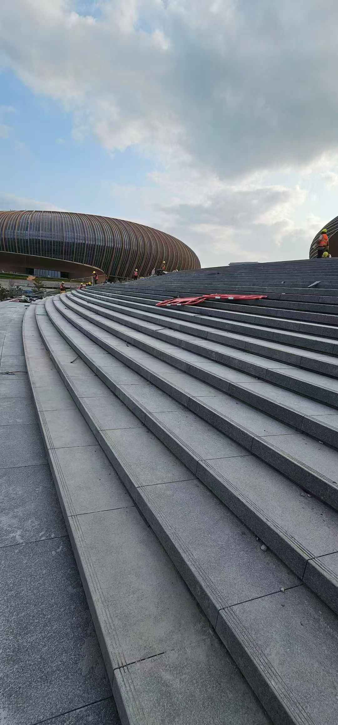 商丘 弧形整石台阶铺装效果图