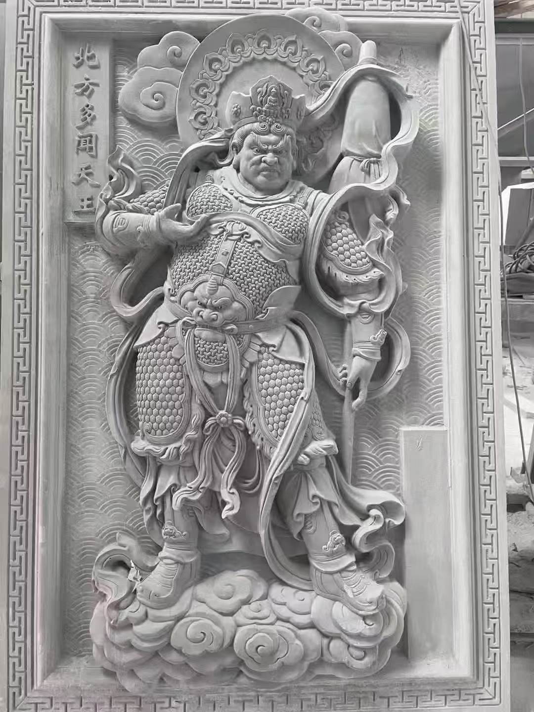 商丘 芝麻灰花岗岩人物雕刻——多闻天王
